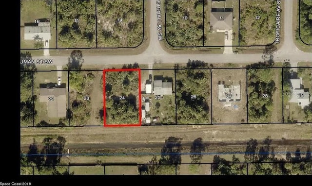 Listing photo 3 for 480 Truman St SW, Palm Bay FL 32908