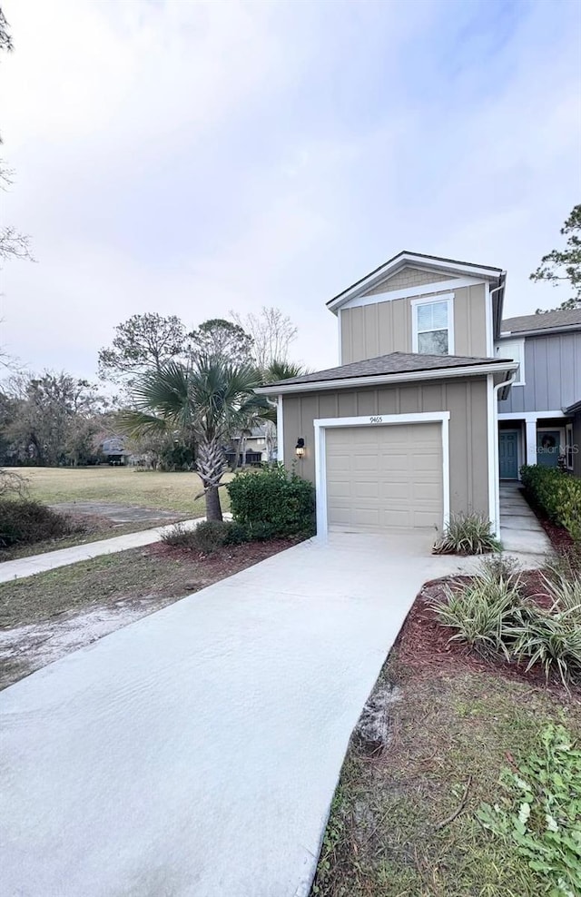 view of front of home featuring a garage