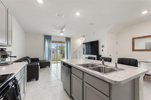 2352 Tay Wes Dr, Saint Cloud, FL 34771 - photo 4