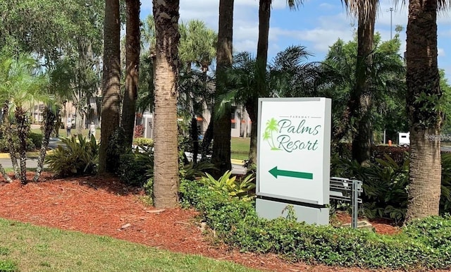 view of community / neighborhood sign