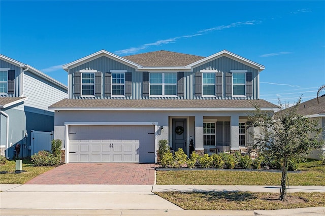 view of front of home featuring a garage