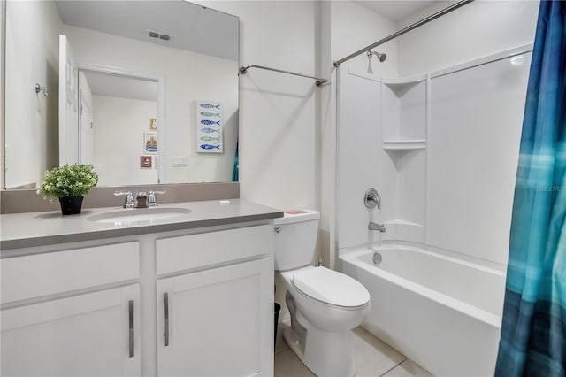 2186 Fleming Mist Pl, Kissimmee, FL 34747 - full bath featuring shower / tub combo, vanity, and tile patterned flooring