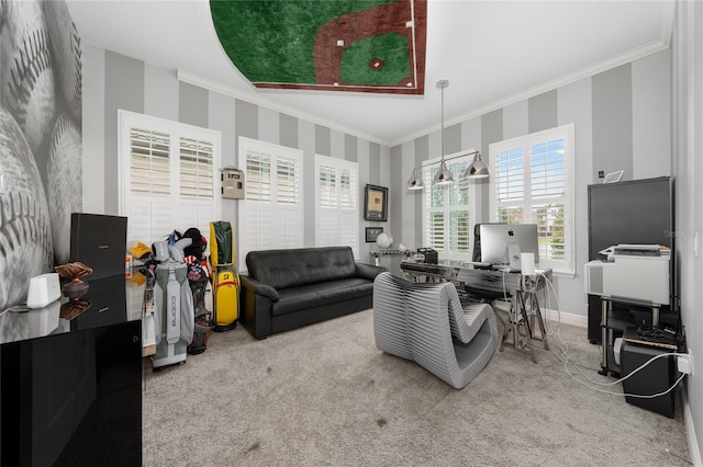 living room featuring crown molding and carpet