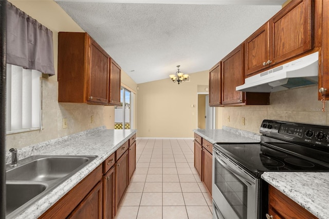 kitchen with sink, stainless steel electric range, light tile patterned floors, backsplash, and vaulted ceiling