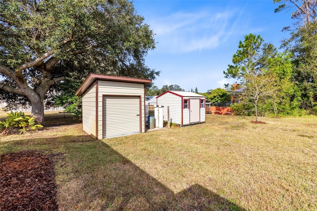 view of yard with a storage shed