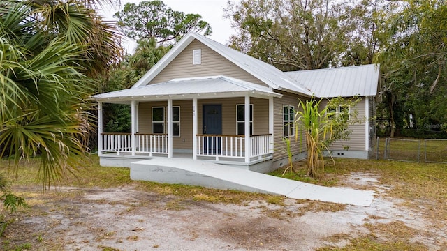 bungalow with a porch