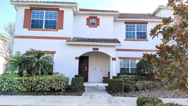 view of mediterranean / spanish-style home