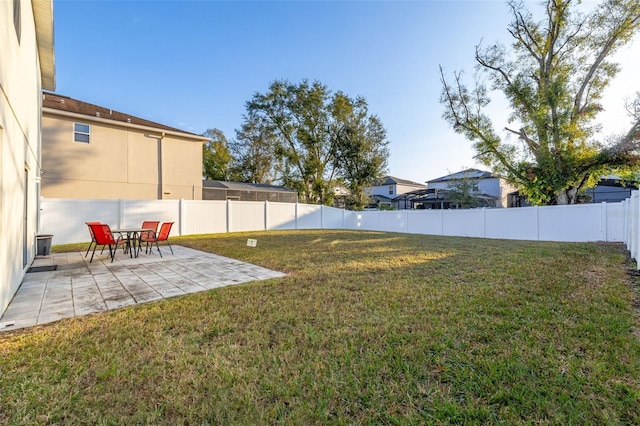 view of yard with a patio