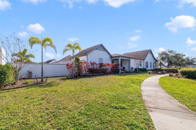 exterior space featuring a front yard