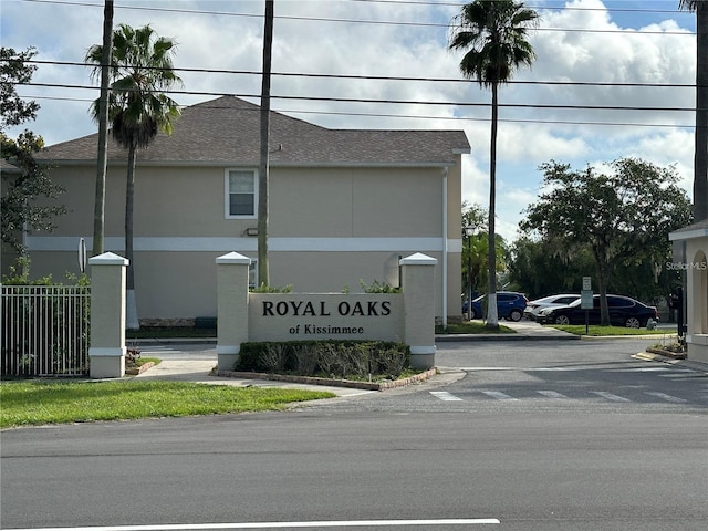 view of community / neighborhood sign