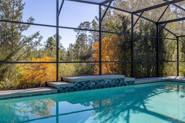 outdoor pool with a lanai