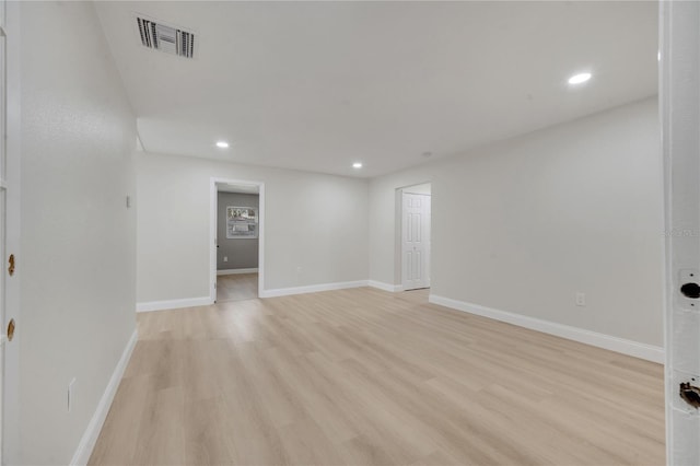 empty room featuring light hardwood / wood-style floors