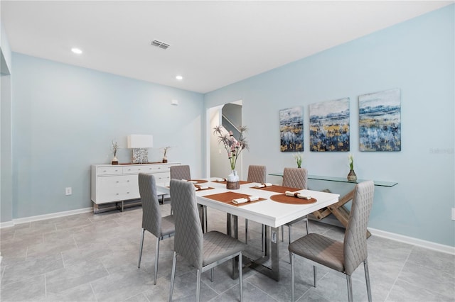 139 Aces High Ln, Davenport, FL 33896 - dining area with visible vents, baseboards, and recessed lighting
