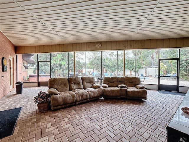 view of sunroom / solarium