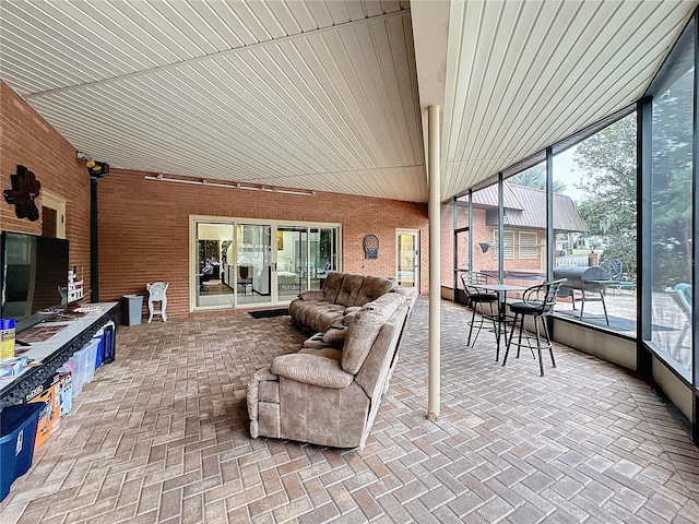 view of sunroom / solarium