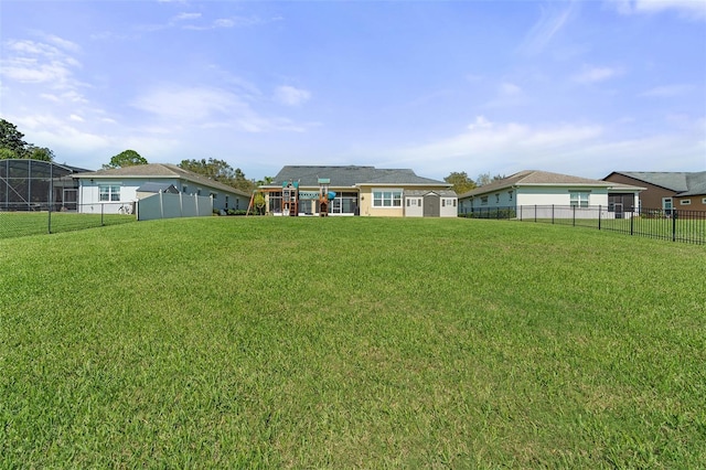 view of yard featuring a fenced backyard