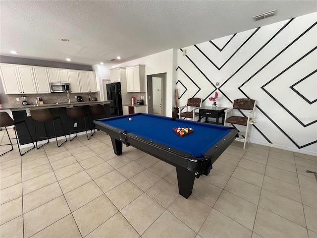 playroom with pool table, visible vents, recessed lighting, and light tile patterned flooring