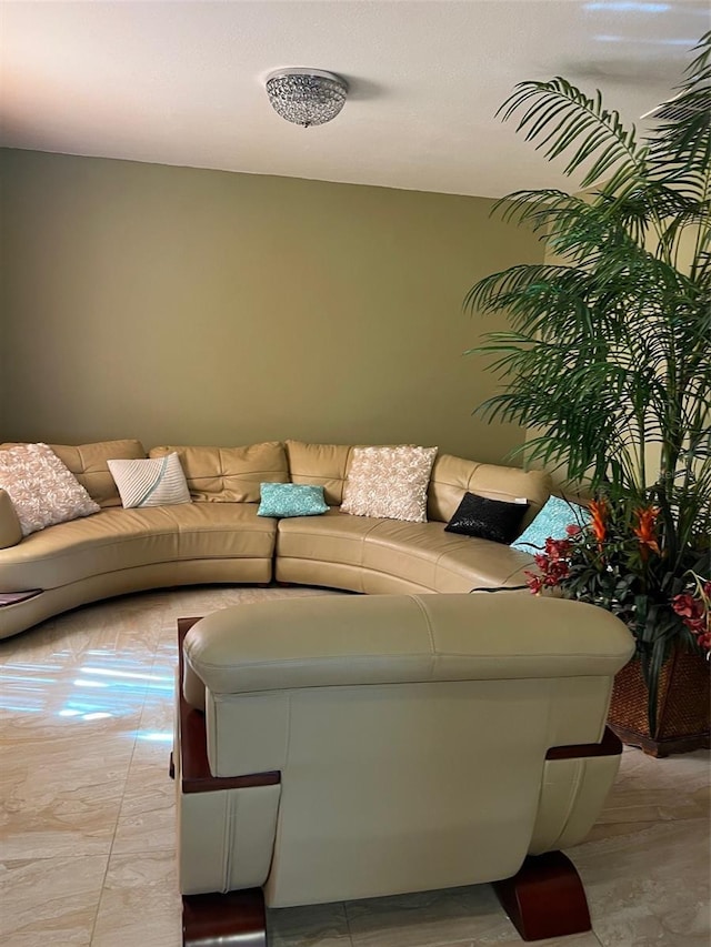 350 Corsica Ct, Kissimmee, FL 34758 - view of living area