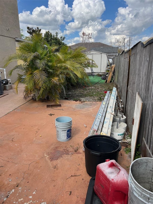 350 Corsica Ct, Kissimmee, FL 34758 - exterior space featuring fence
