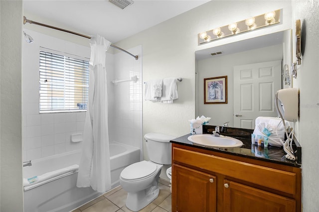 8100 Poinciana Blvd Unit 2501, Orlando, FL 32821 - bathroom with tile patterned flooring, visible vents, shower / tub combo, and vanity