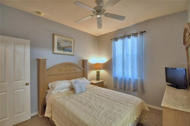 500 Monroe Cir, Davenport, FL 33896 - carpeted bedroom with baseboards and ceiling fan
