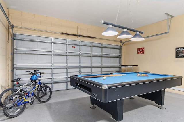 113 Tiger Lily Ct, Davenport, FL 33837 - playroom featuring a garage and billiards table