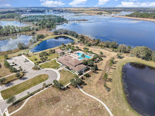 bird's eye view featuring a water view