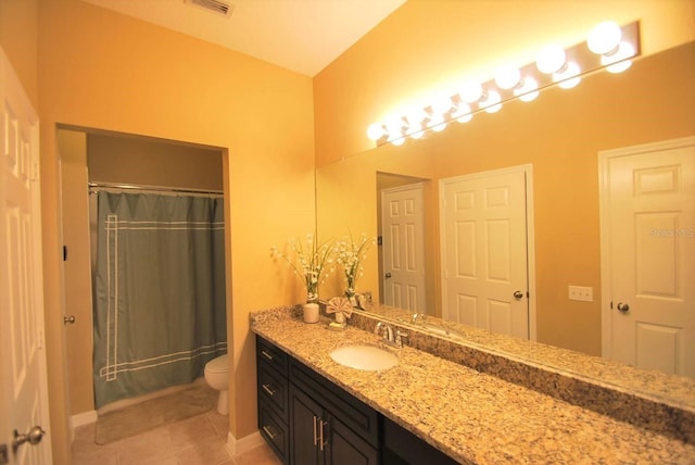 full bath with toilet, a shower with shower curtain, vanity, baseboards, and tile patterned floors