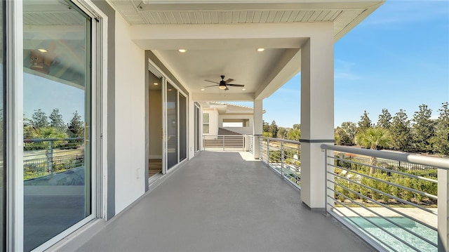 balcony featuring visible vents and ceiling fan