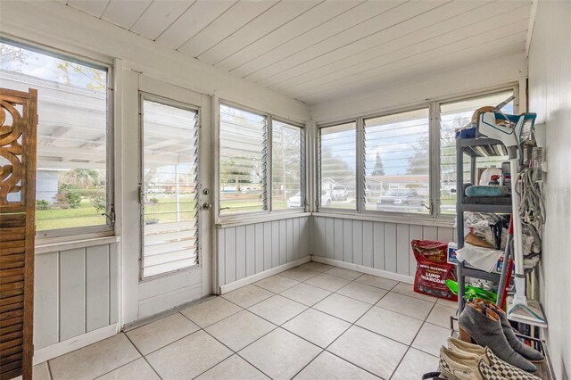 sunroom / solarium with wooden ceiling