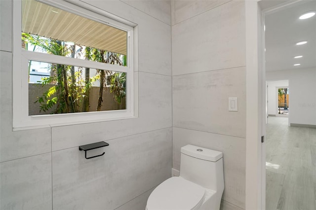 bathroom featuring toilet and recessed lighting