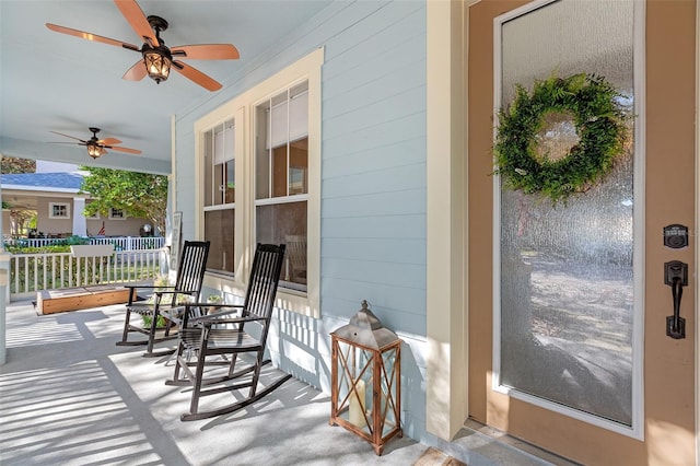 view of patio featuring a porch and a ceiling fan