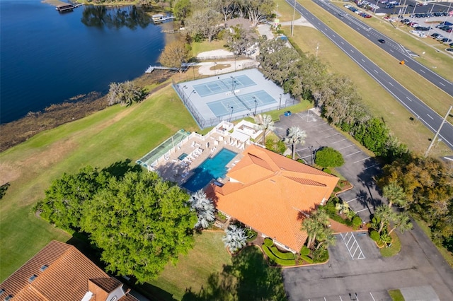 bird's eye view with a water view