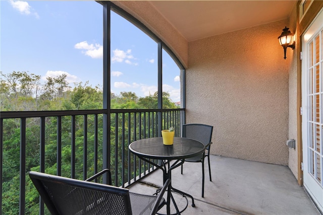 view of sunroom / solarium