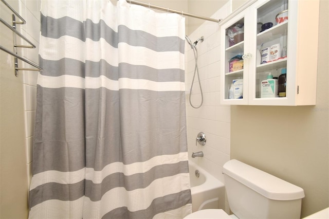 full bath featuring toilet and shower / bathtub combination with curtain