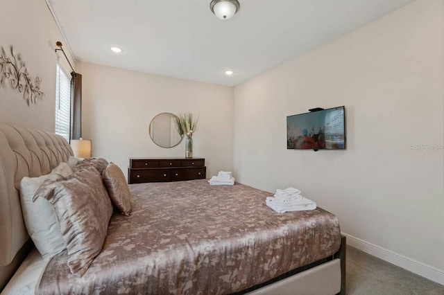 bedroom with carpet floors, recessed lighting, and baseboards