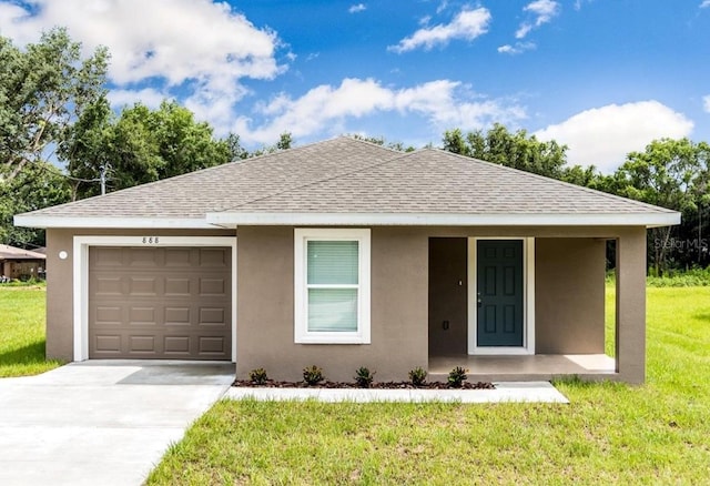 ranch-style home featuring stucco siding, driveway, a front lawn, and a shingled roof