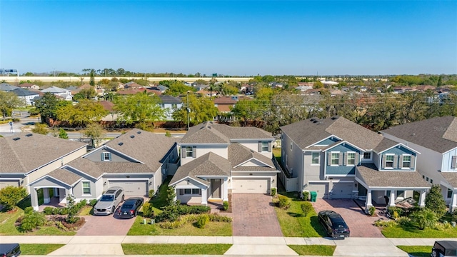 drone / aerial view featuring a residential view