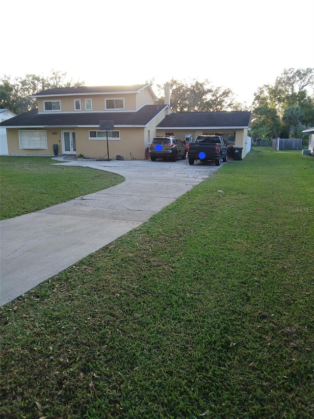 view of front of house with a front lawn