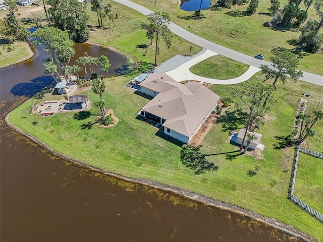 bird's eye view with a water view