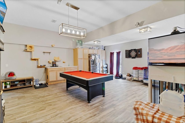 playroom with visible vents, baseboards, light wood-style floors, and billiards