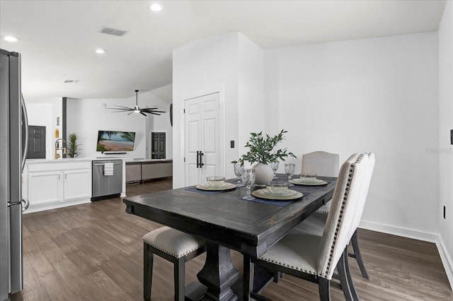 dining space featuring recessed lighting, visible vents, dark wood finished floors, and a ceiling fan