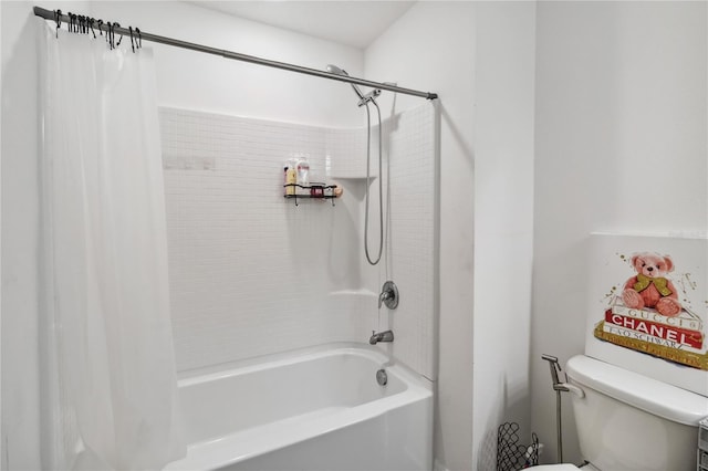 full bathroom with toilet and shower / tub combo