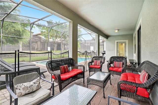 1432 Rolling Fairway Dr, Davenport, FL 33896 - sunroom with outdoor lounge area