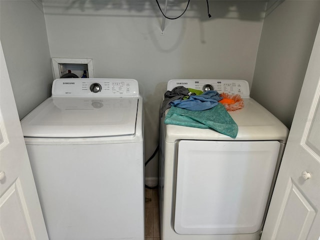 10197 Ridgebloom Ave, Orlando, FL 32829 - laundry area featuring laundry area and independent washer and dryer