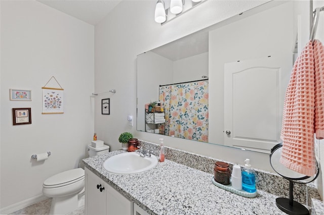 1153 Augustus Dr, Davenport, FL 33896 - bathroom featuring vanity, baseboards, curtained shower, tile patterned floors, and toilet