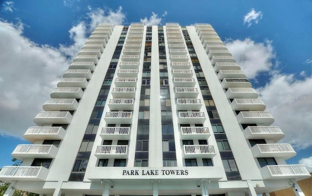 view of building exterior