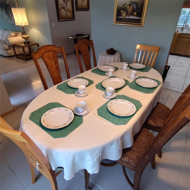 12966 Broakfield Cir, Orlando, FL 32837 - dining area with tile patterned flooring
