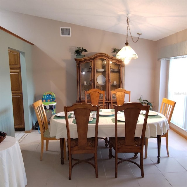12966 Broakfield Cir, Orlando, FL 32837 - dining room featuring visible vents