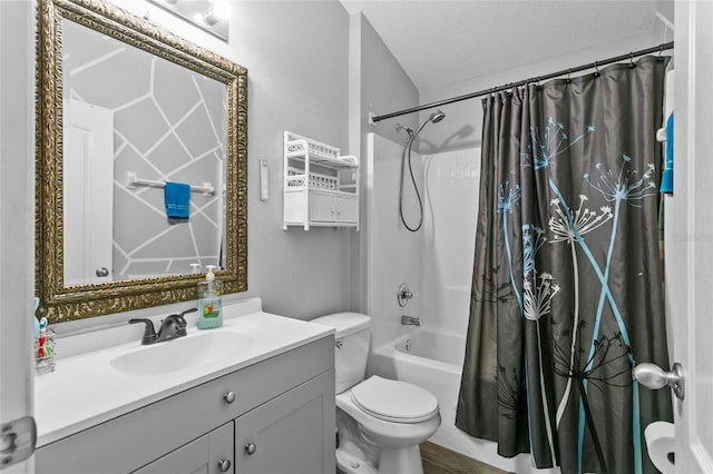 323 Azincourt Ln, Kissimmee, FL 34759 - bathroom with toilet, shower / bath combo, vanity, and a textured ceiling